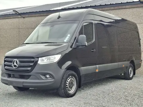 Camionnettes Utilitaires Mercedes-Benz