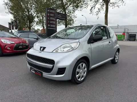 107 1.0i 2011
